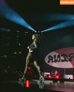 Marina Diamandis photo #0145