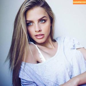 Marina Laswick photo #0014