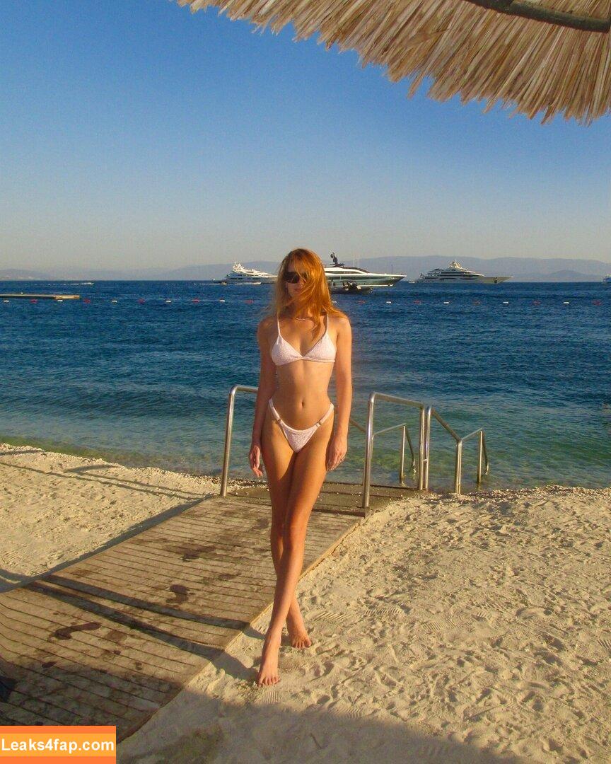 Marina Ruy Barbosa / marinaruybarbosa leaked photo photo #0239