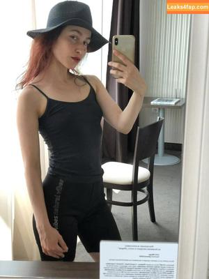 Marina Vlaykova photo #0003