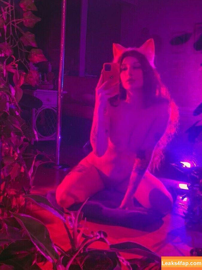 Marinadove / marina.dove / marinaserafina_ leaked photo photo #0170