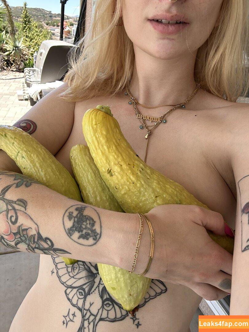 Marinadove / marina.dove / marinaserafina_ leaked photo photo #0514