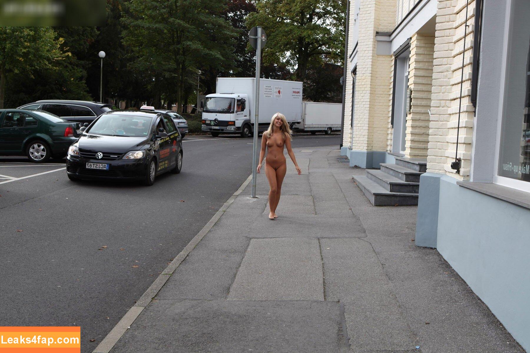 Marinka /  leaked photo photo #0704