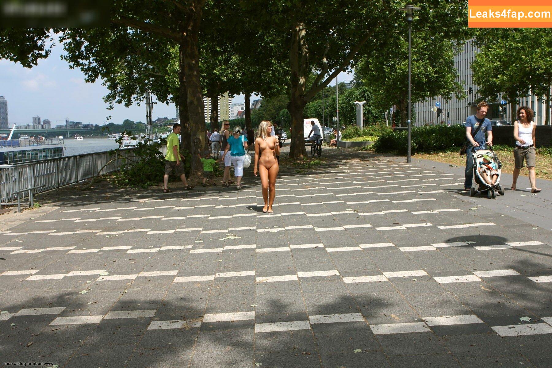 Marinka /  leaked photo photo #0725