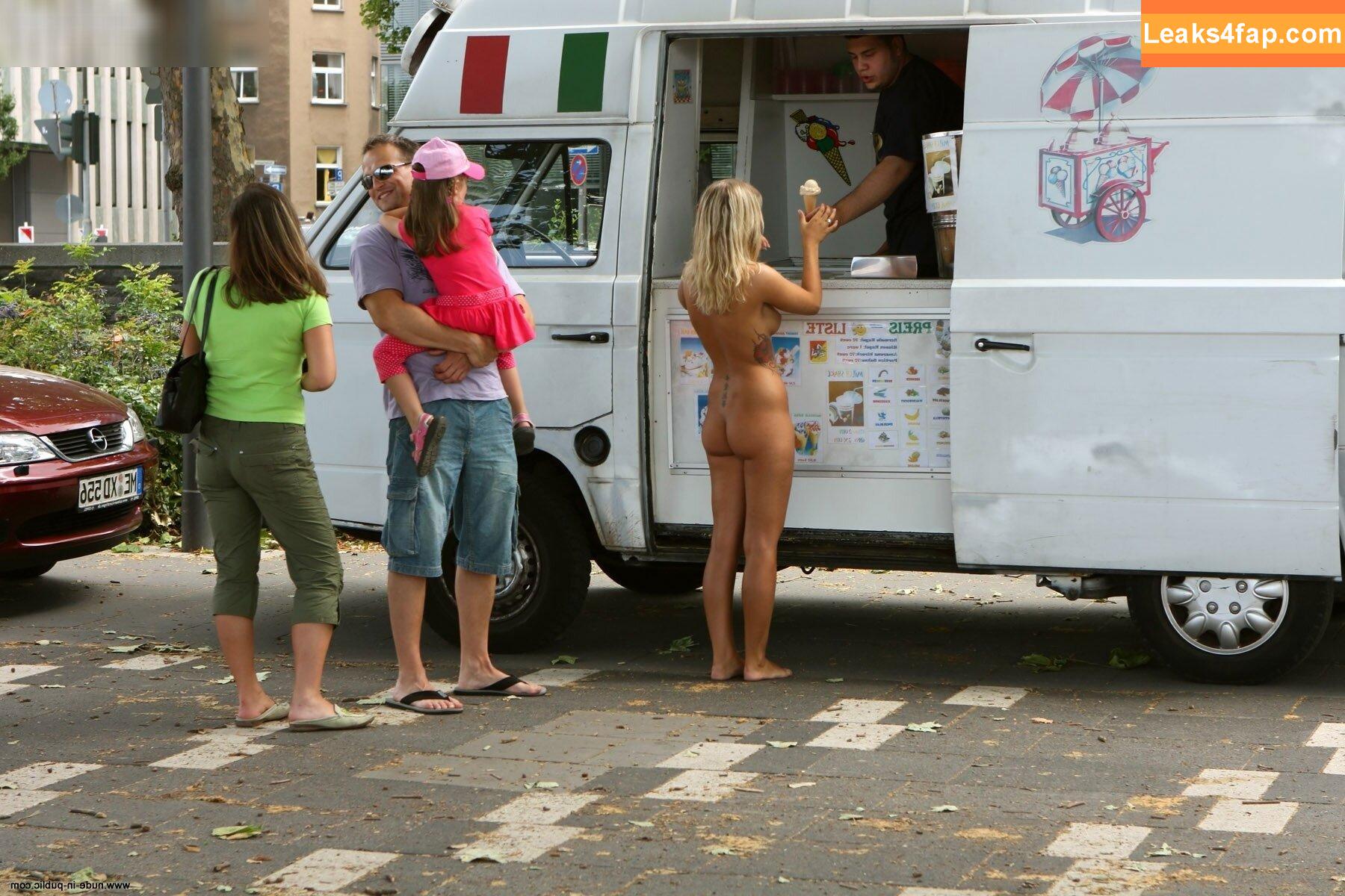 Marinka /  leaked photo photo #0741