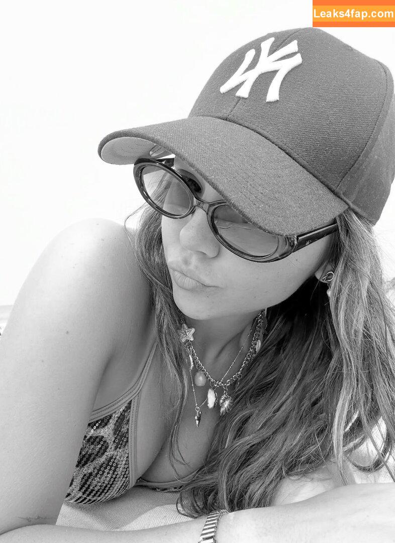 Marirae03 /  leaked photo photo #0024