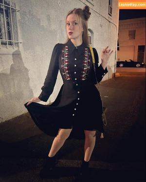 Marisha Ray photo #0411