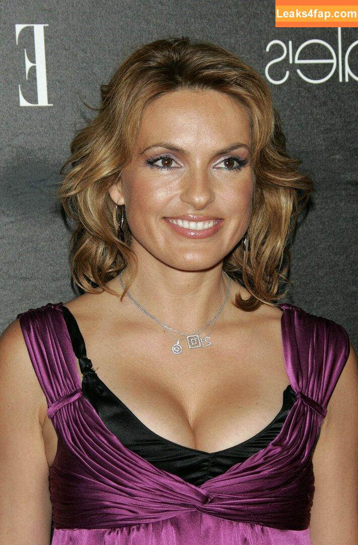 Mariska Hargitay / therealmariskahargitay leaked photo photo #0006