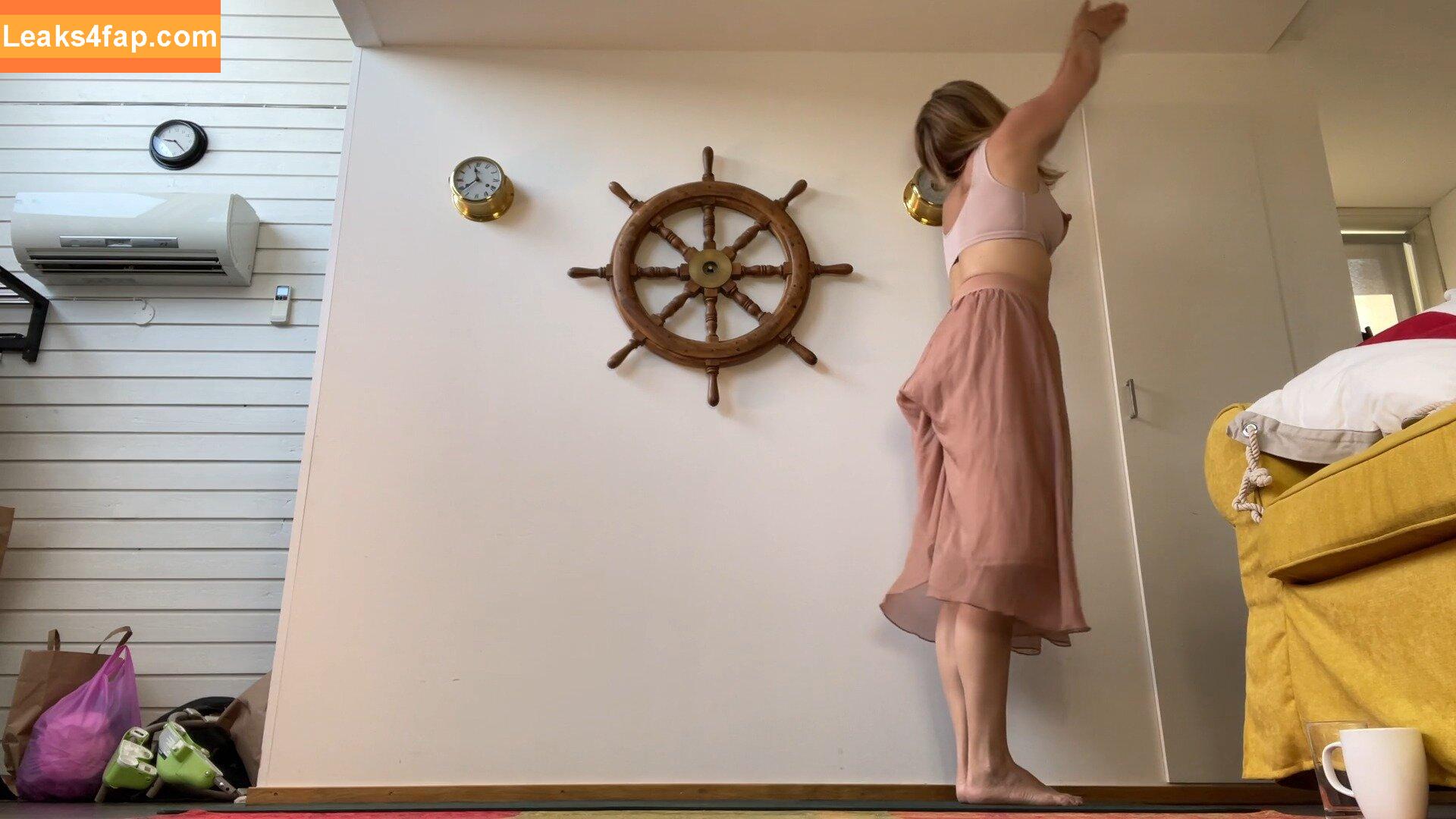 Marlingyoga /  слитое фото фото #0026