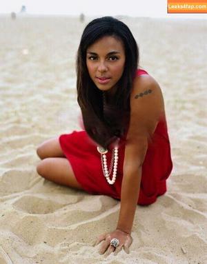 Marsha Thomason photo #0004