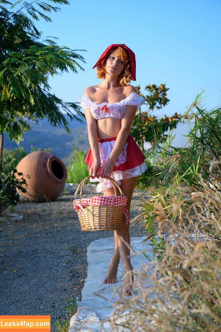 Marta Gromova / GromovaModel / Lilu / Lily Fleur / martagromova.magazine / marthagromova_model слитое фото фото #0363