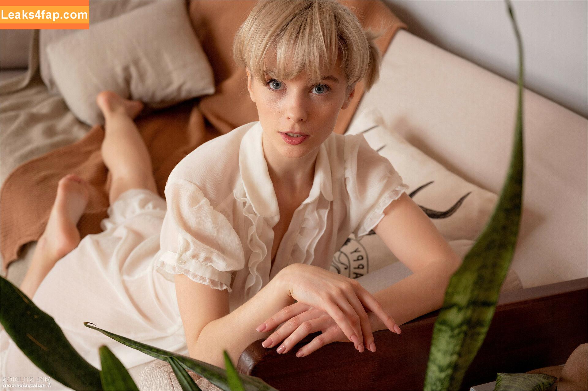 Marta Gromova / GromovaModel / Lilu / Lily Fleur / martagromova.magazine / marthagromova_model leaked photo photo #0698