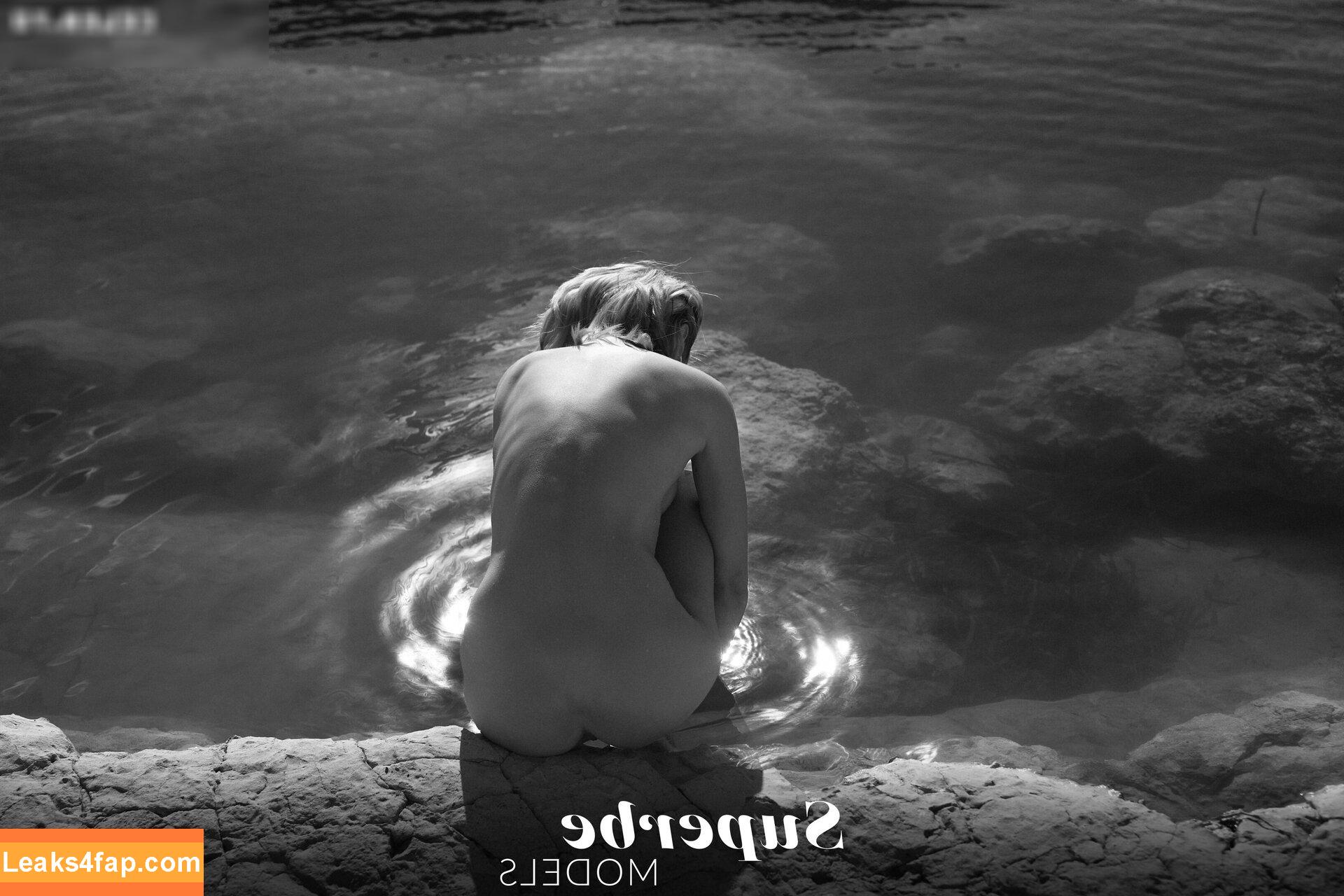 Marta Gromova / GromovaModel / Lilu / Lily Fleur / martagromova.magazine / marthagromova_model leaked photo photo #1056