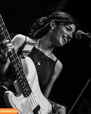 Martina From Pacifica Band photo #0029