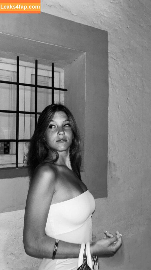 Martina Os / maartiina_os leaked photo photo #0007