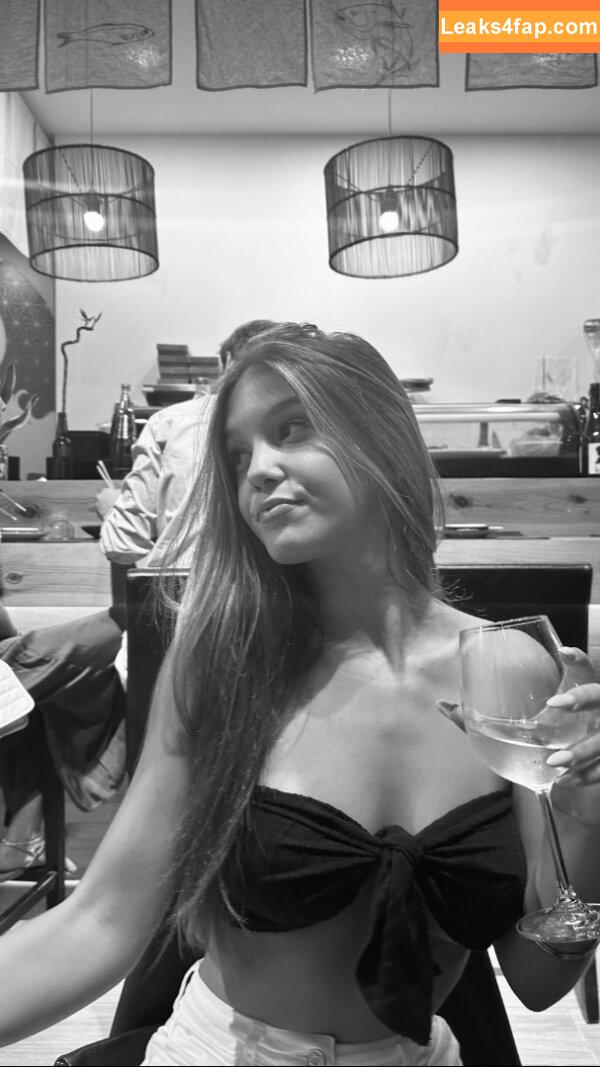 Martina Os / maartiina_os leaked photo photo #0010