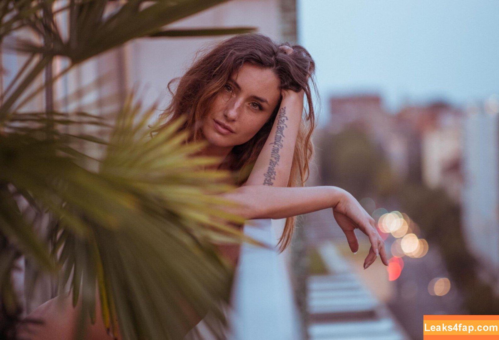 Martina Raja Tosi / rajartist27 / rajatosi leaked photo photo #0128