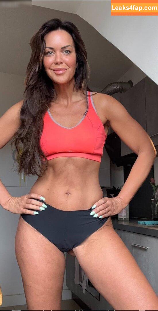 Martina Reuter / fantasticcora_vip / reuter_martina_official leaked photo photo #0174