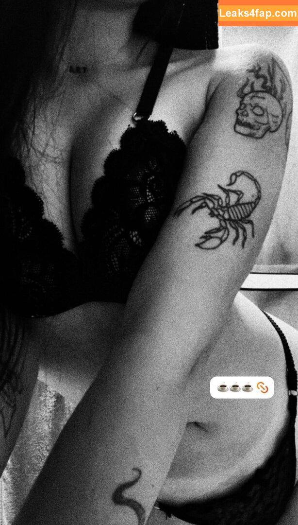 Martina Santos / msantos / santosmarti__ leaked photo photo #0020