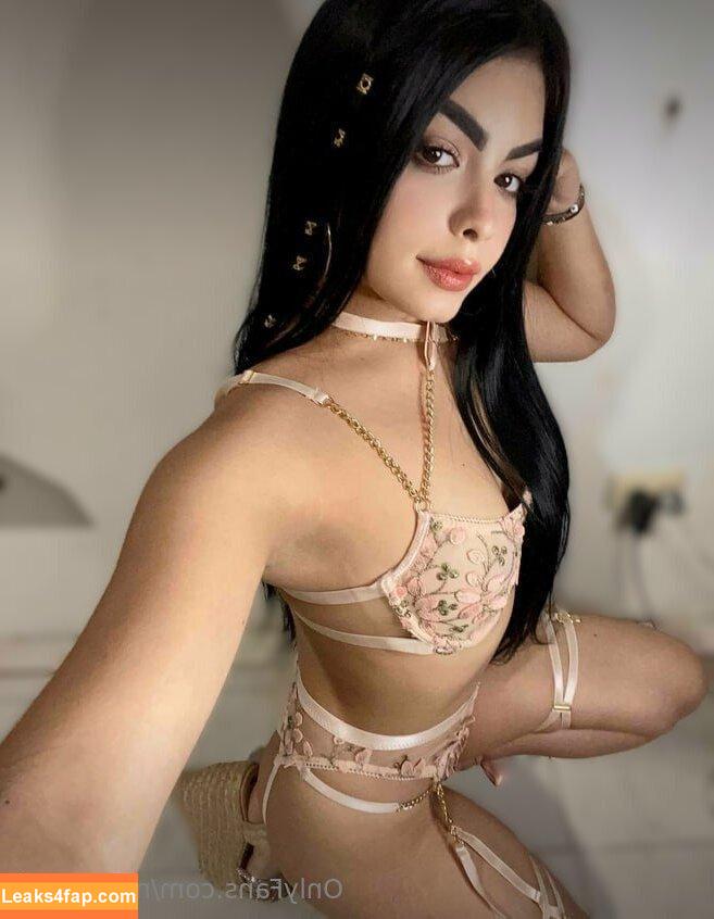 martinaoff / mrsmartinaoff leaked photo photo #0110