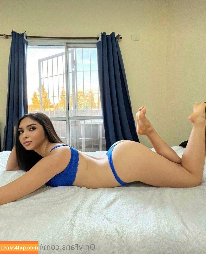martinaoff / mrsmartinaoff leaked photo photo #0159