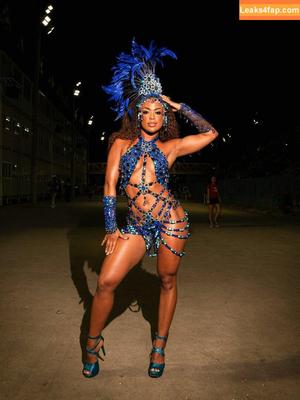 Marvvila photo #0165