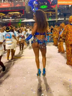 Marvvila photo #0166