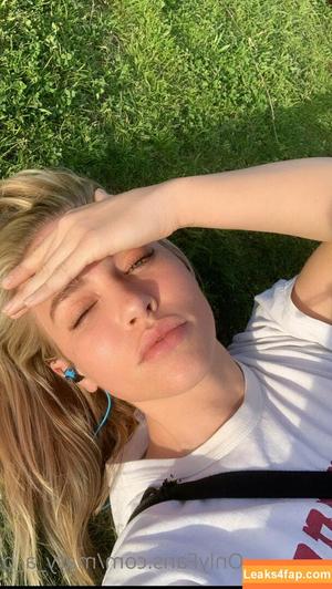 mary_a_b photo #0005