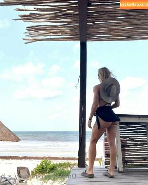 mary_a_b photo #0009