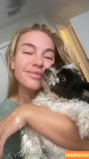 mary_a_b photo #0078