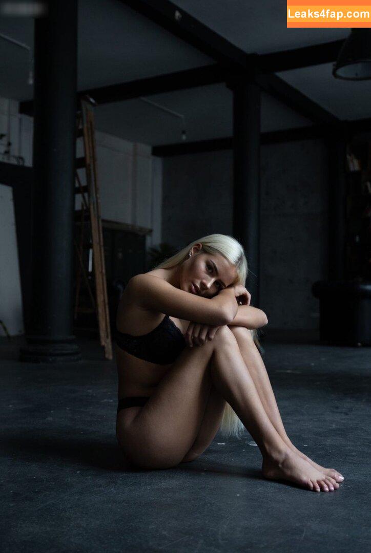 Mary.Bella leaked photo photo #0074