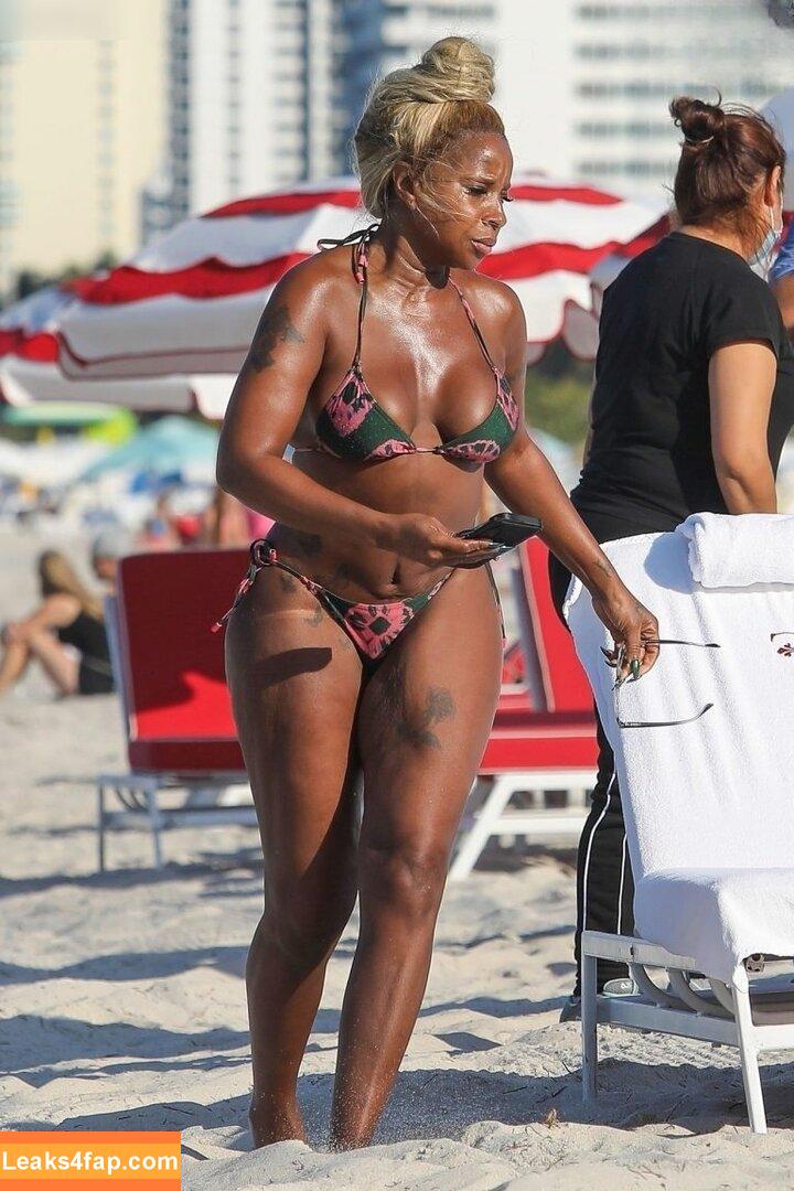 Mary J. Blige /  leaked photo photo #0018