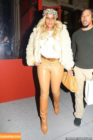 Mary J. Blige photo #0040