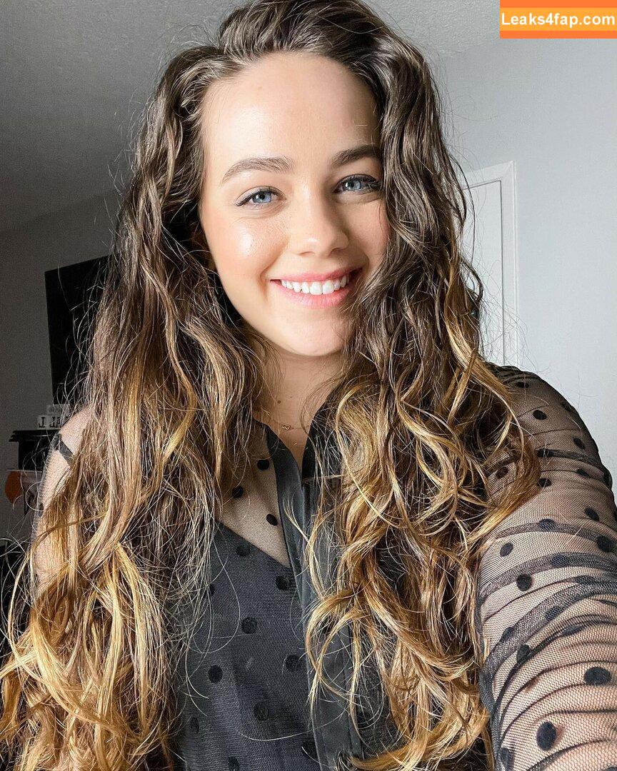 Mary Mouser / missmarymmouser leaked photo photo #0009