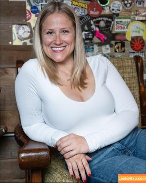 Mary Santora photo #0002