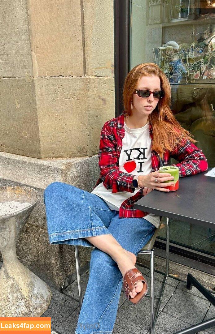maryfoxyy / Mary Foxy redhead / kisstheredfox / maryfoxpottery слитое фото фото #0171