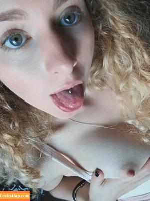 Maryjane Auryn photo #0147