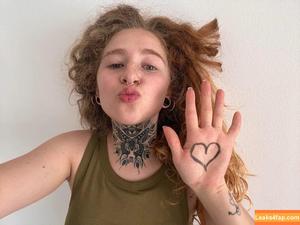 Maryjane Auryn photo #0300