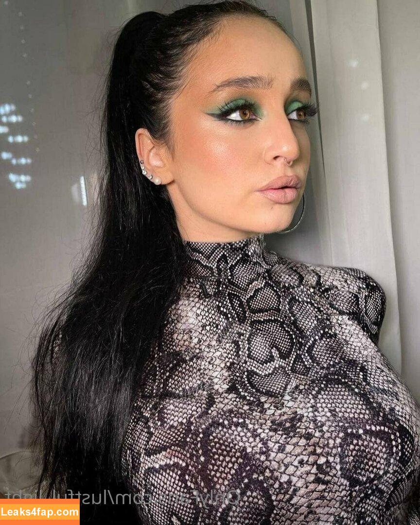 marylinraw /  leaked photo photo #0001