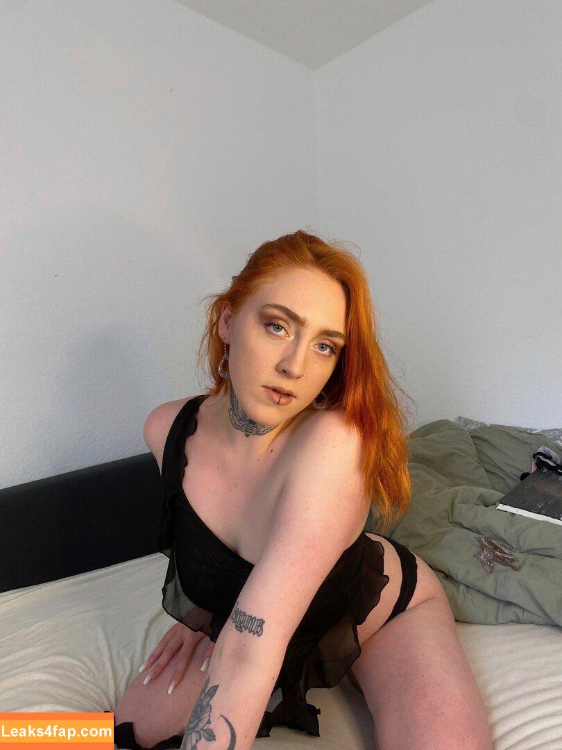 marymavenx / mary.maven leaked photo photo #0011