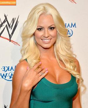 Maryse photo #0107