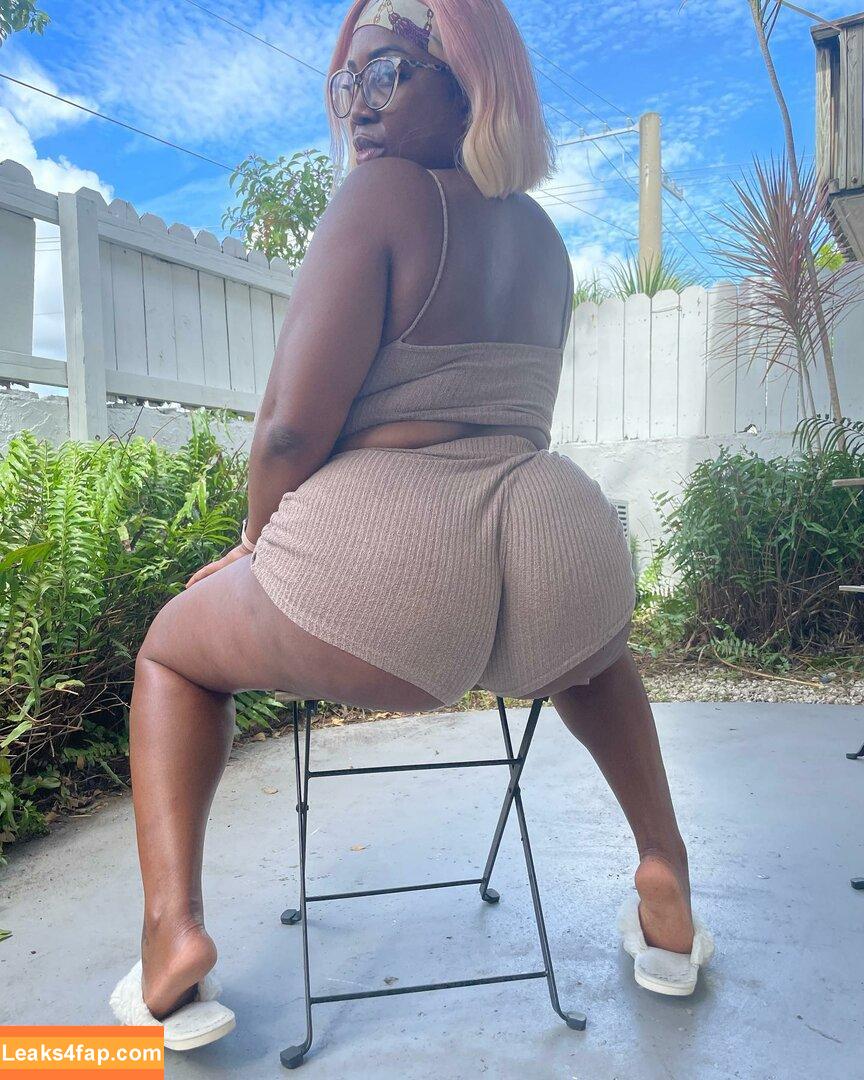 MaseratiXXX / clubmaseratixxx / kerrystayglam leaked photo photo #0020