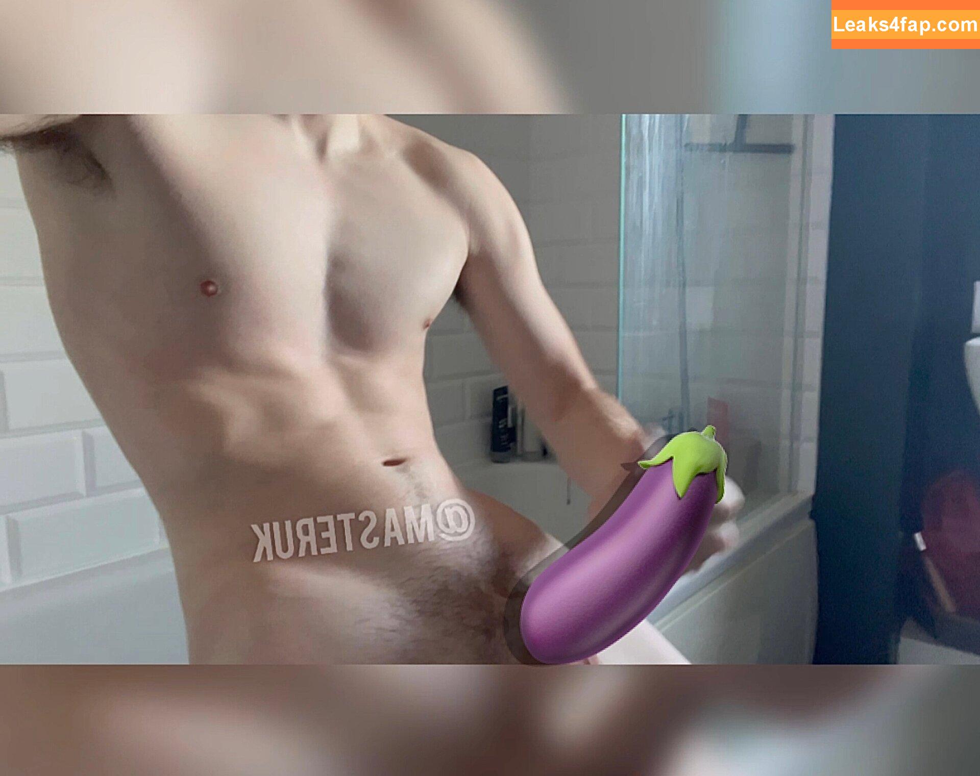 masterukfree / mastermitchh leaked photo photo #0138