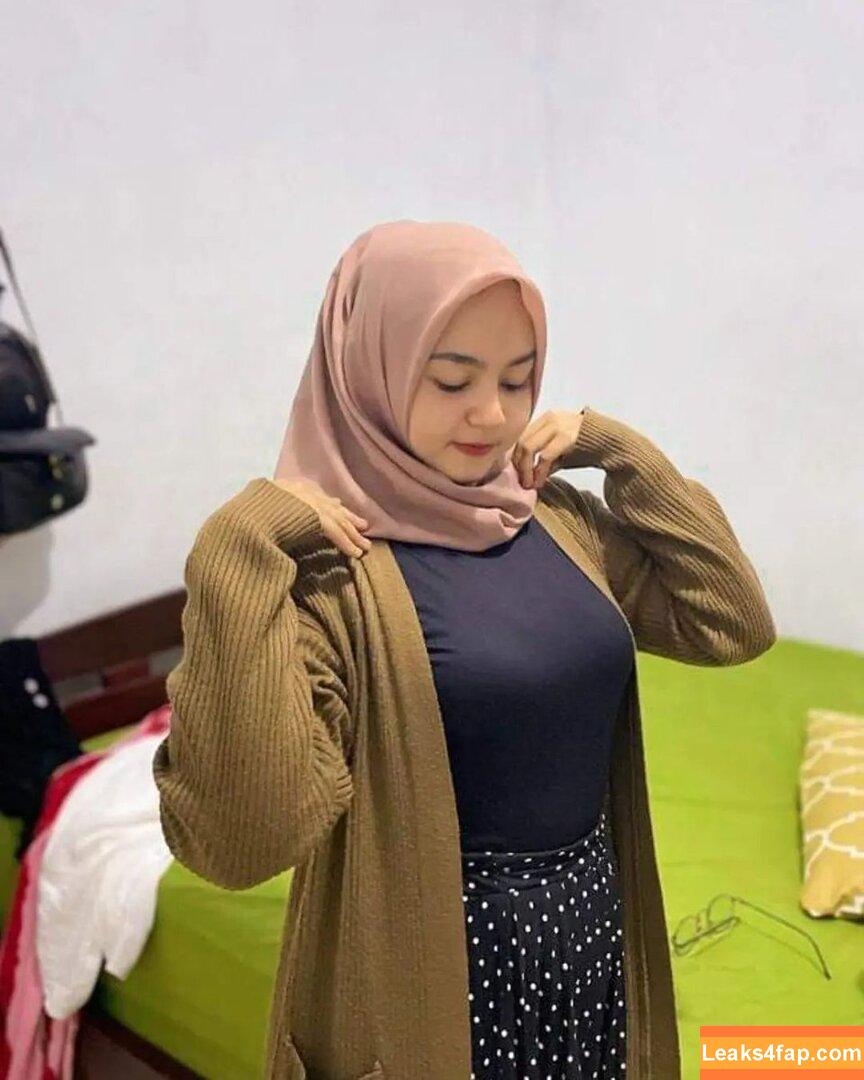 Masula Indah /  leaked photo photo #0001