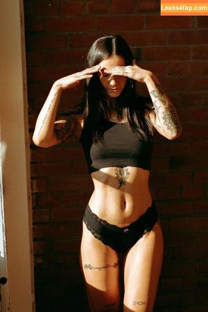 Matchstick Magazine photo #0019