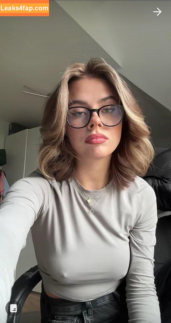 Mathilda.mkh / thickmathilda leaked photo photo #0178