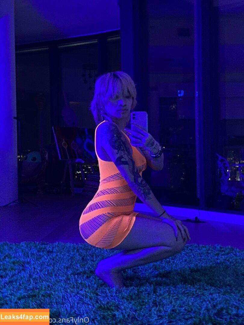 Matrixmika / Ariesvenus / Thiccuslyrata / Venusmatrix / matrixmicah leaked photo photo #0236