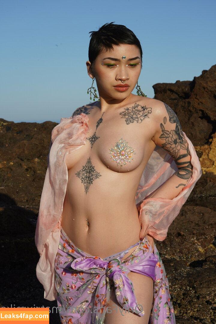 Matrixmika / Ariesvenus / Thiccuslyrata / Venusmatrix / matrixmicah leaked photo photo #0284