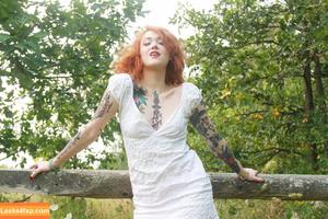 Maud Franklen photo #0335