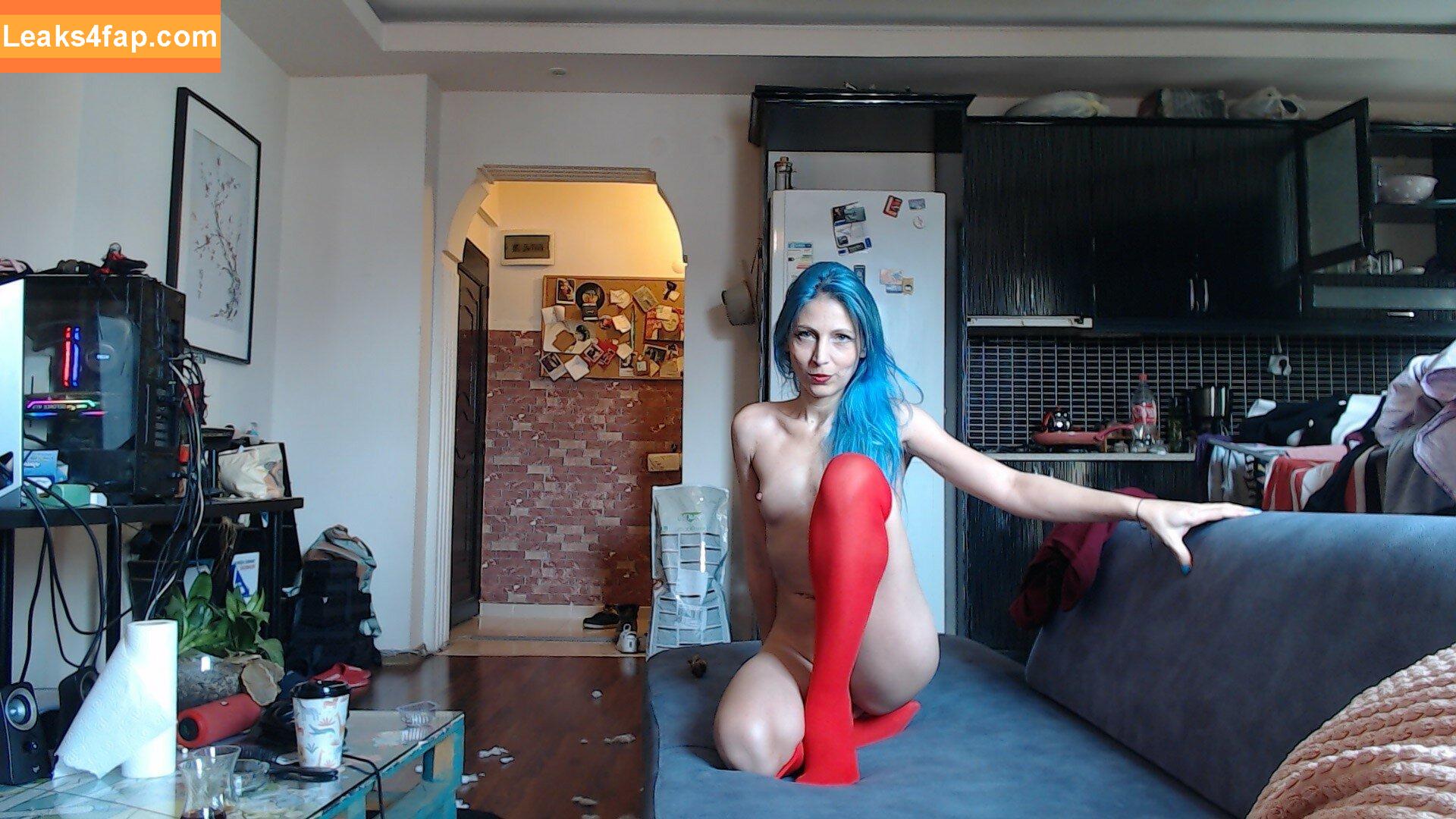 MaviSese / Turkish Twitch Streamer / mavisese_ leaked photo photo #0007